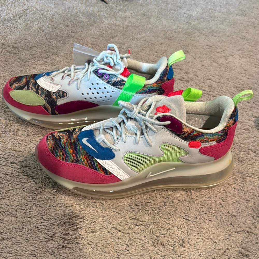 Air Max 720 / OBJ
Young King of The Drip - men’s size 9.5